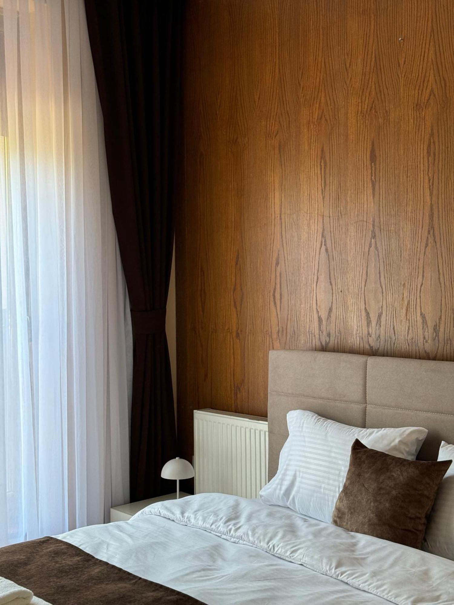 Midtown Prishtina Stays - Central Location Prisztina Zewnętrze zdjęcie