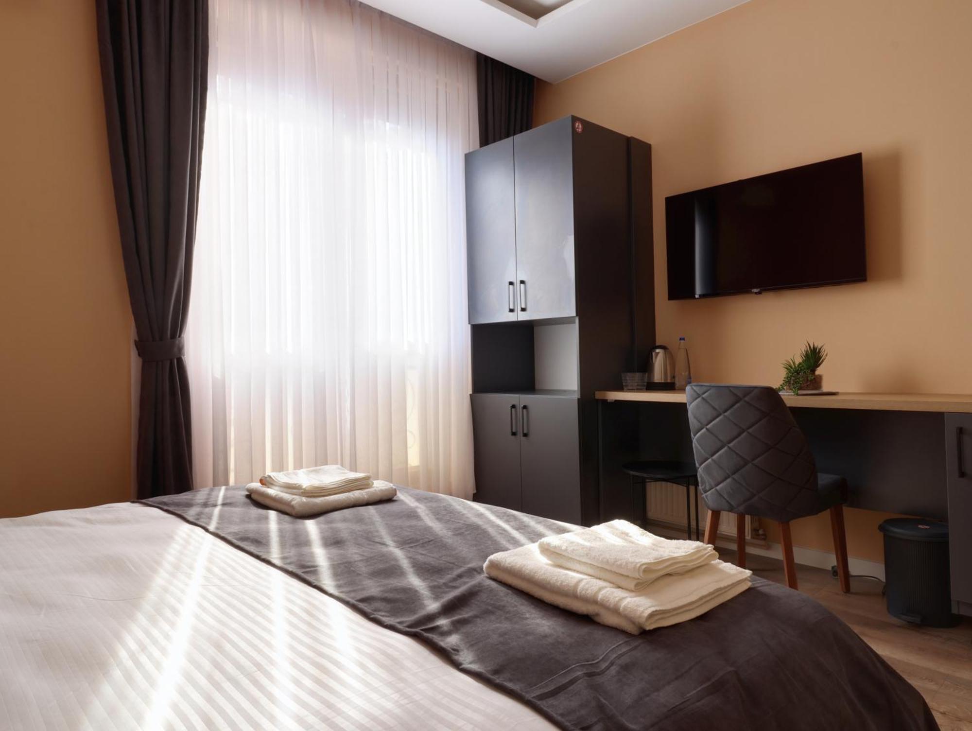 Midtown Prishtina Stays - Central Location Prisztina Zewnętrze zdjęcie