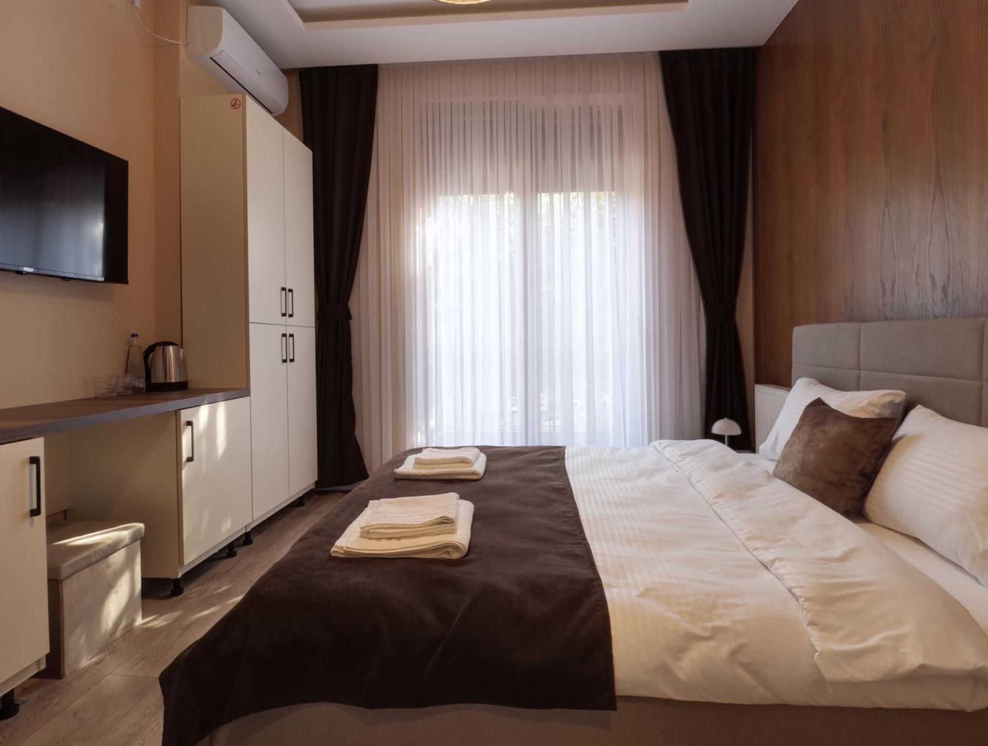 Midtown Prishtina Stays - Central Location Prisztina Zewnętrze zdjęcie
