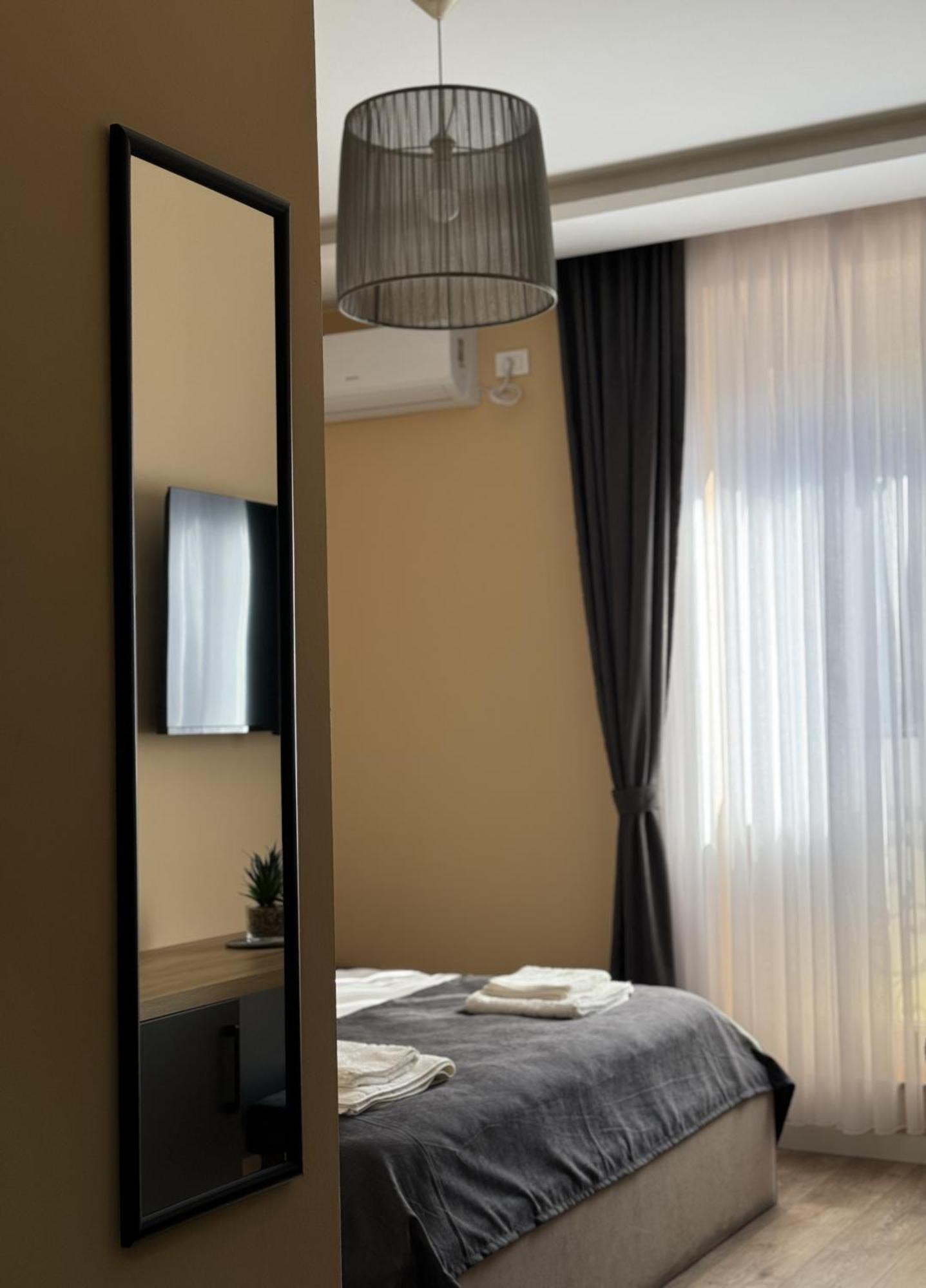 Midtown Prishtina Stays - Central Location Prisztina Zewnętrze zdjęcie